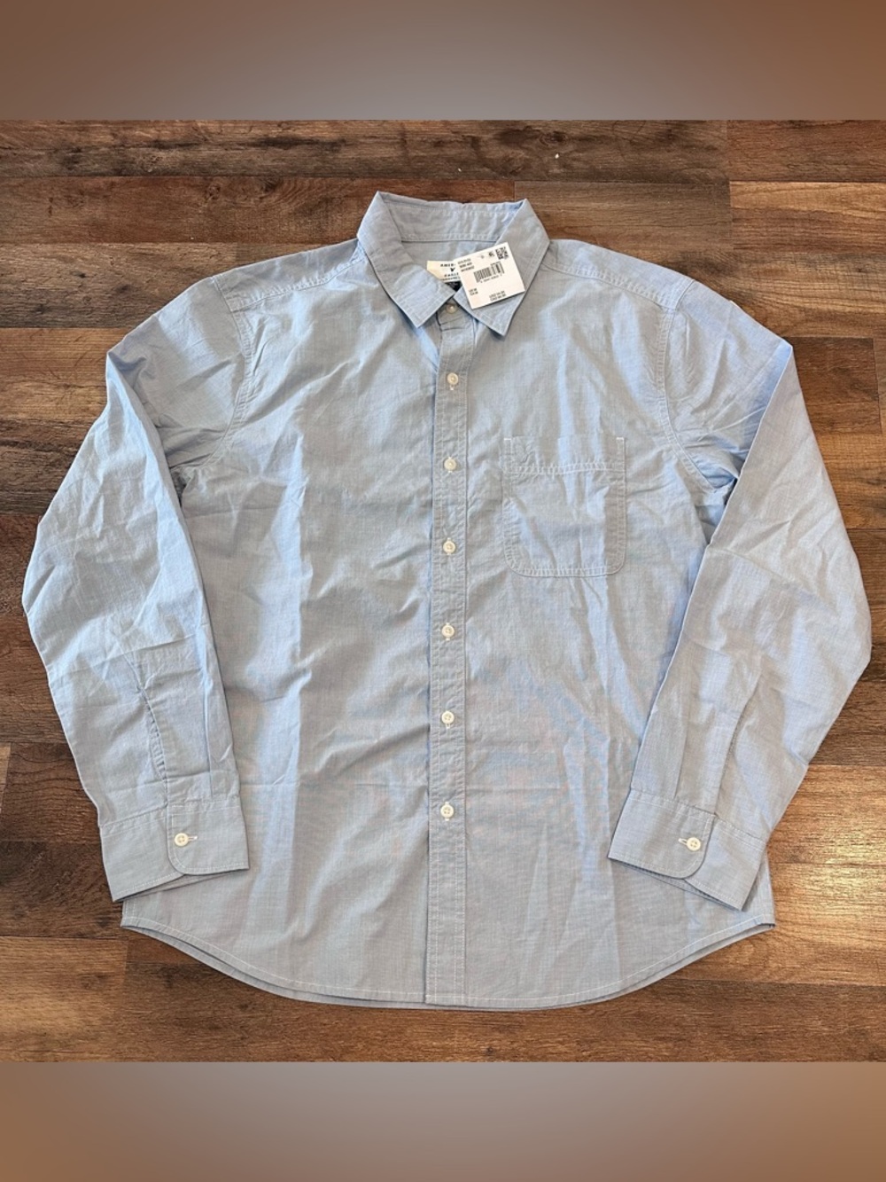 New, Men’s American Eagle Shirt